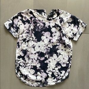 Banana Republic dark grey and purple floral short sleeve silk blouse